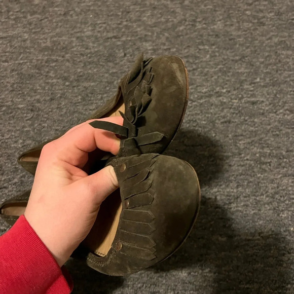 Burberry Olive Suede Ballet Flats, size 38 - Picture 2 of 9